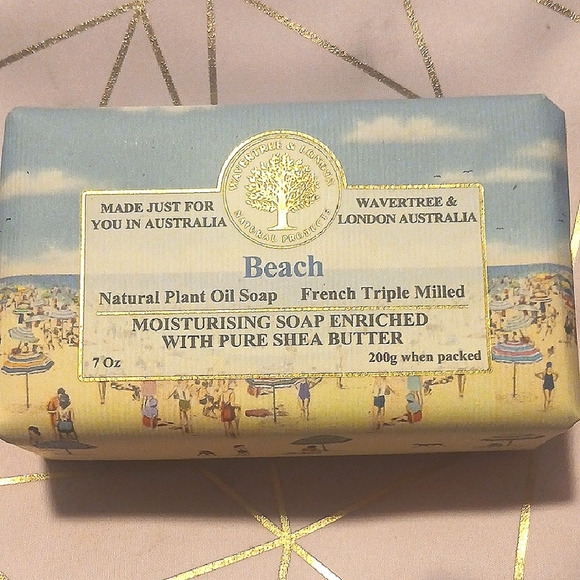 French Milled Australian Beach Natural Plant Oil Soap Pure Shea Butter - Picture 1 of 3